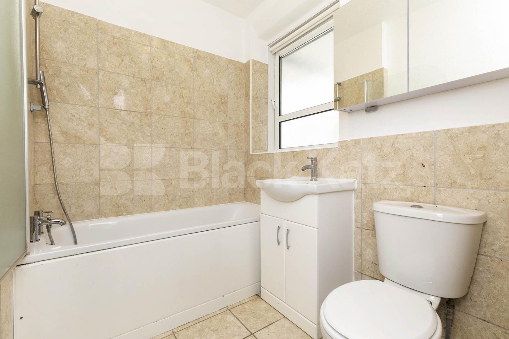 Newly refurbished and spacious two bed mins to tube and shops in Camden  Ferdinand Place, Camden